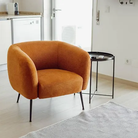 Apartment Stylish With Terrace By Hosty *