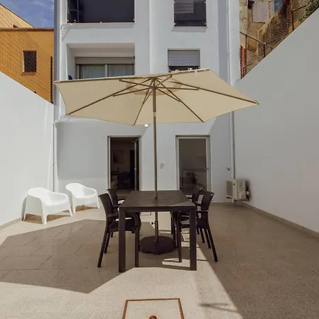 Stylish With Terrace By Hosty * Oporto